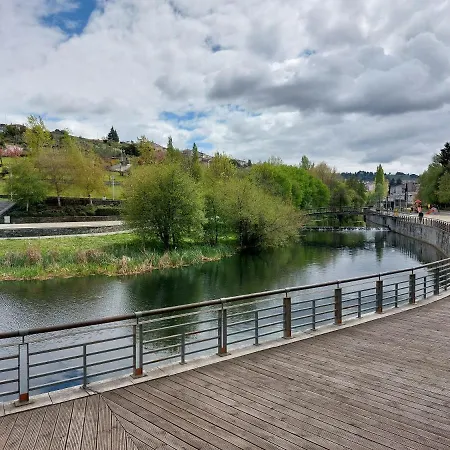 O Palheirinho - - Braganca Landhuis *