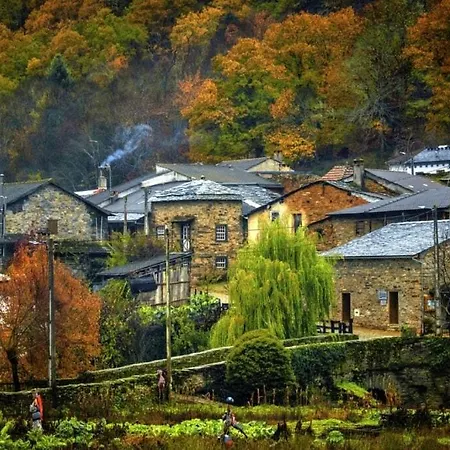 O Palheirinho - - Braganca 사밀