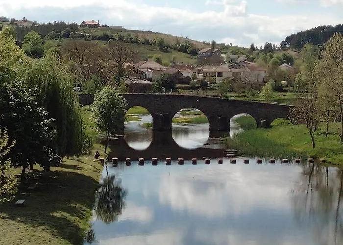 O Palheirinho - - Bragança Casa de Campo *