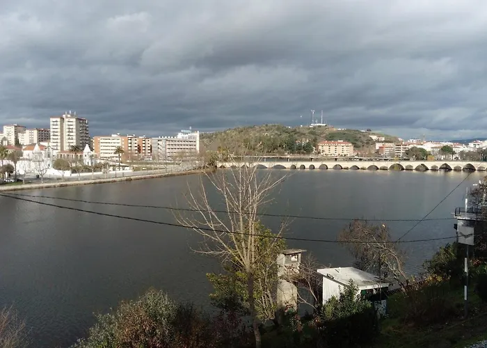 Casa de Campo O Palheirinho - - Bragança Samil