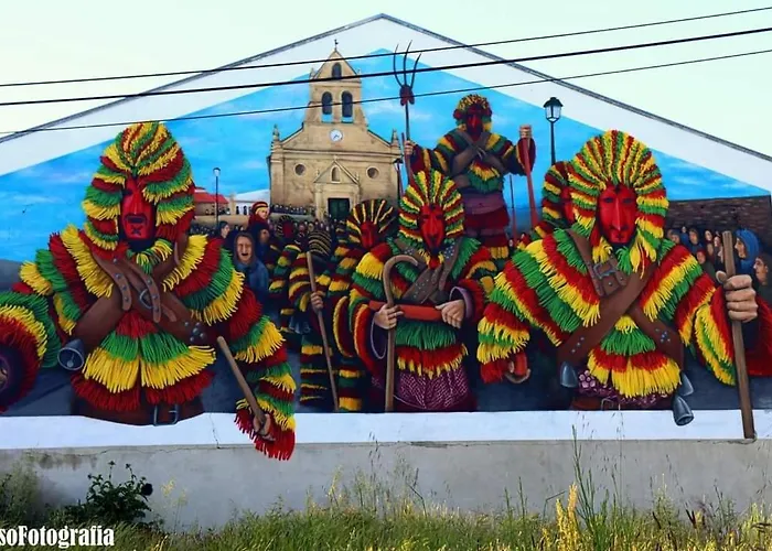 O Palheirinho - - Bragança Casa de Campo Samil